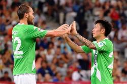 华体会APP下载-狼堡新援破门得分，助球队取得胜利