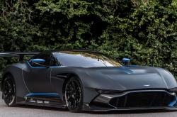 华体会官方入口-阿圭罗爆发，波兰一波带走牙买加，当个人英雄主义与团队战术完美碰撞