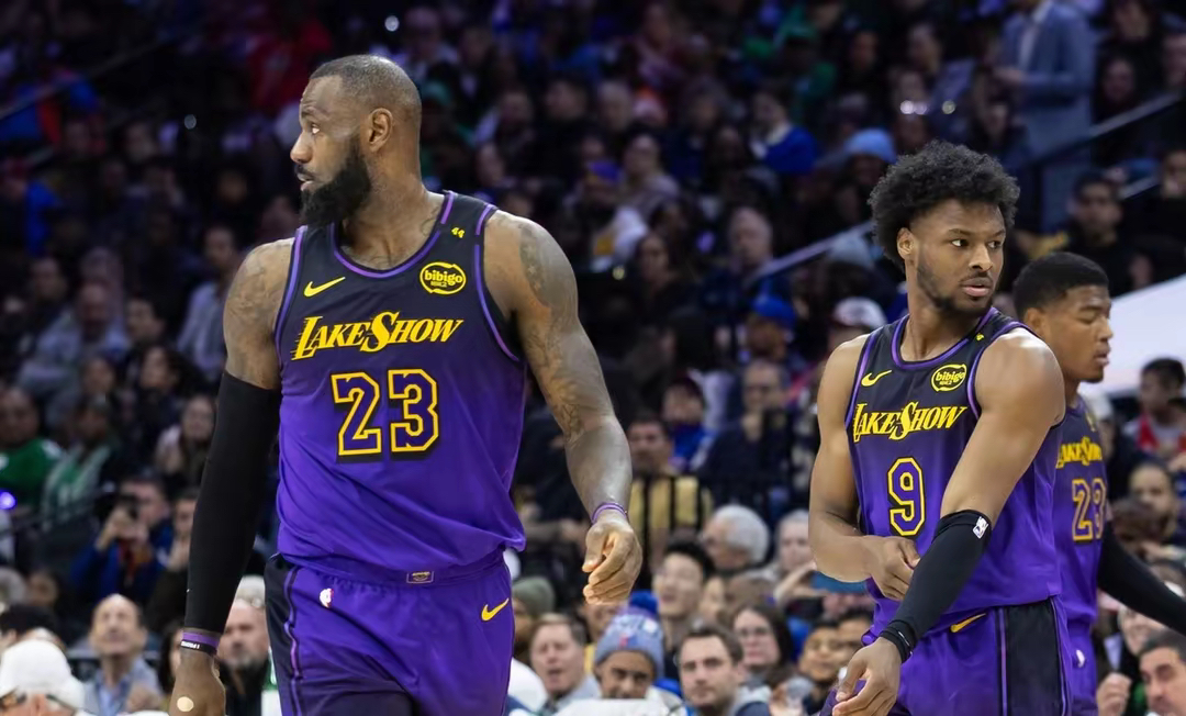 湖人险胜雄鹿B队，浓眉关键制胜