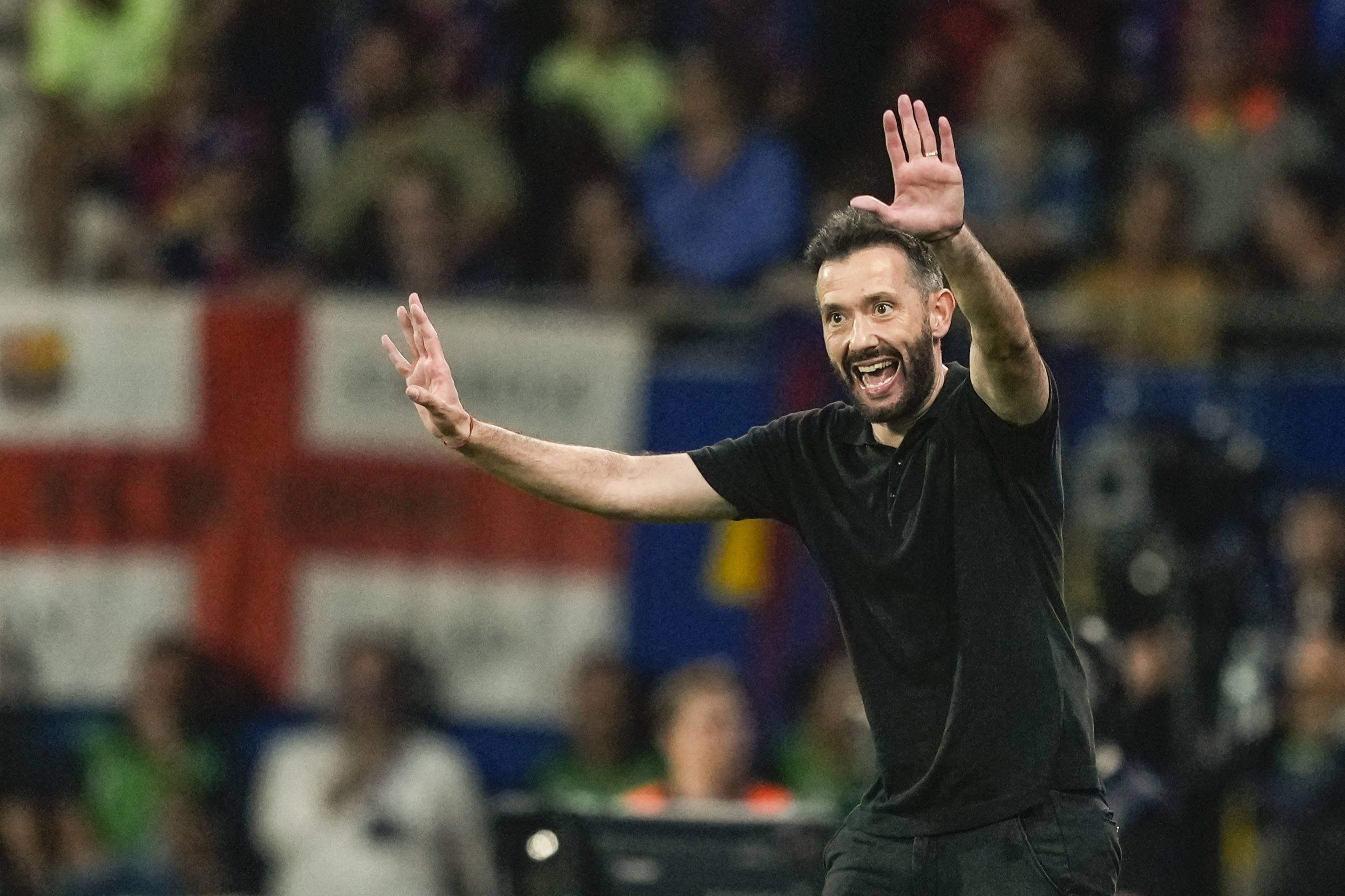 巴伦西亚队前锋连场进球表现卓越