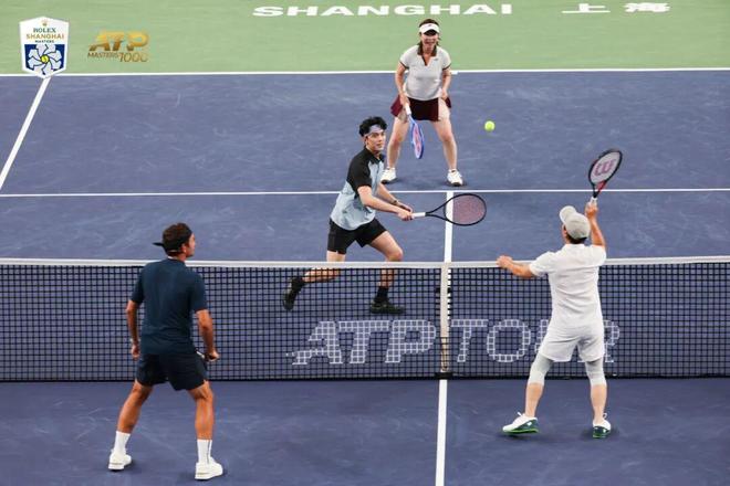 包含德国网球队横扫法国网球队，费德勒一己之力扛起全队的词条